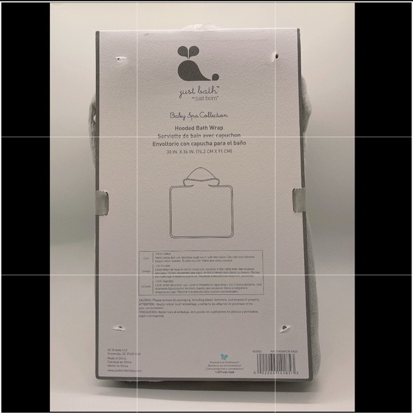 Geometric Print Hooded Bath Towel from Just Born - Picture 2 of 3